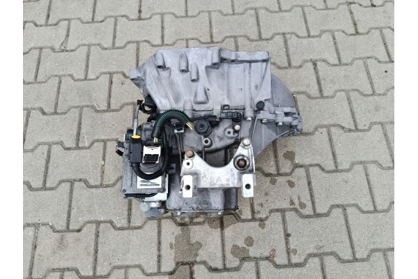 GEARBOX COMPLETE PEUGEOT 508 AUTOMATIC 1 6 EHDI Transmission type automatic