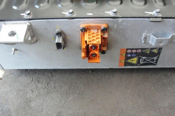 BATTERY RENAULT CLIO V 1 6 E TECH HYBRID 60 00km Engine type electric