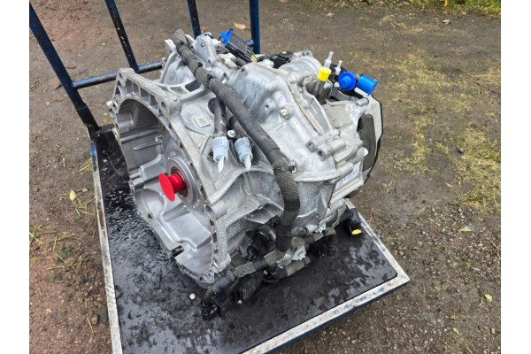 BMW U06 U1 30eX TWO CHAIN GEARBOX GN7Q40KG X1 X2 Catalog number of the part BMW U06 U1 30eX SKRZYNIA BIEGOW DWUSPRZEGLOWA GN7Q40