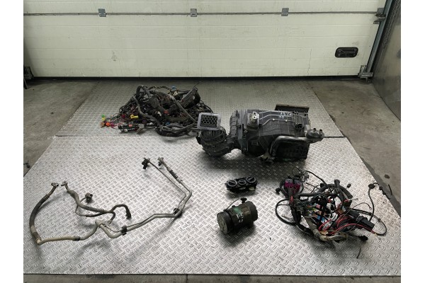 VOLKSWAGEN T5 04 AIR CONDITIONING SET 1 9 7H1820005BM