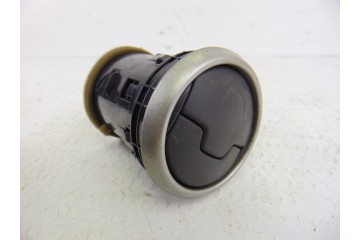 68760JD10A REJILLA AIREADORA NISSAN QASHQAI (J10)