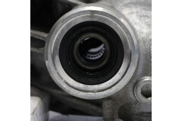 Diferencial Trasero BMW F70 F74 F78 M235iX B48R 8881536
