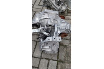 MANUAL TRANSMISSION SKODA KAMIQ 6 SPEED UJA Catalog number of the part UJA