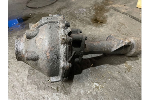 Front differential Toyota Land Cruiser J120