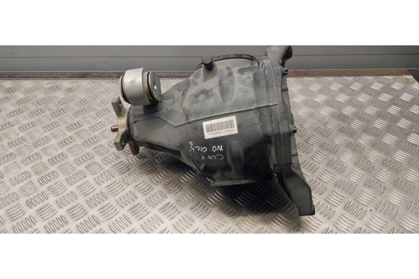 Mercedes Benz CLS C218 X218 2183503900 Rear differential