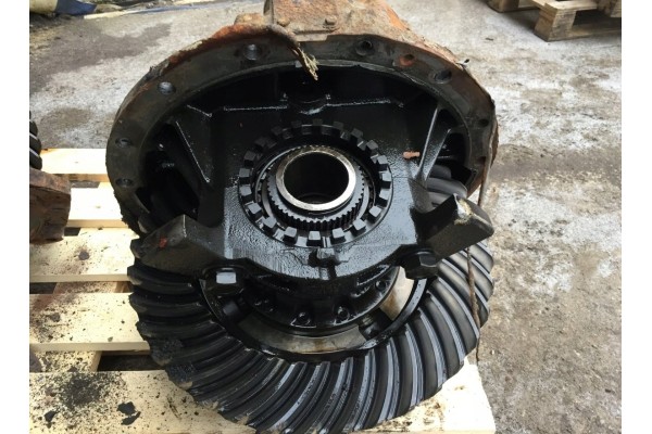 20518202 VOLVO Differential drive axle Part manufacturer Volvo OE