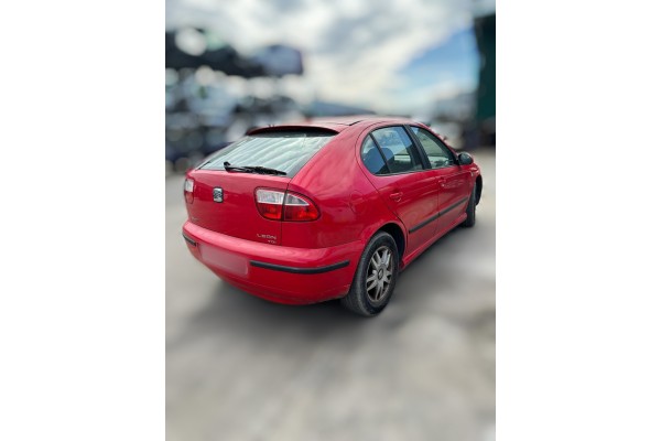 SEAT LEON (1M1) Signo