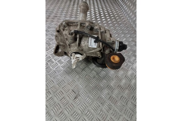 Front differential Land Rover Range Rover Sport L494 JPLA3017BA Part manufacturer Land Rover OE