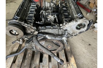 Audi A8 S8 D3 4E 2004 Engine
