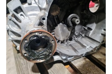 SKODA OCTAVIA IV 2021 1 5 TSI GEARBOX USE Catalog number of the part USE