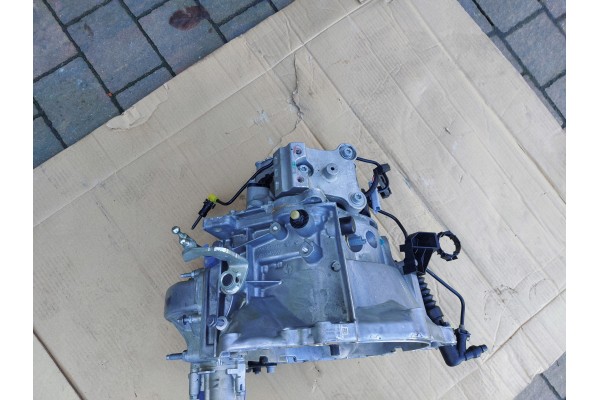 GEARBOX CITROEN C3 AIRCROSS 1 2 THP 23r NEW 20V247 Part manufacturer Citroen OE