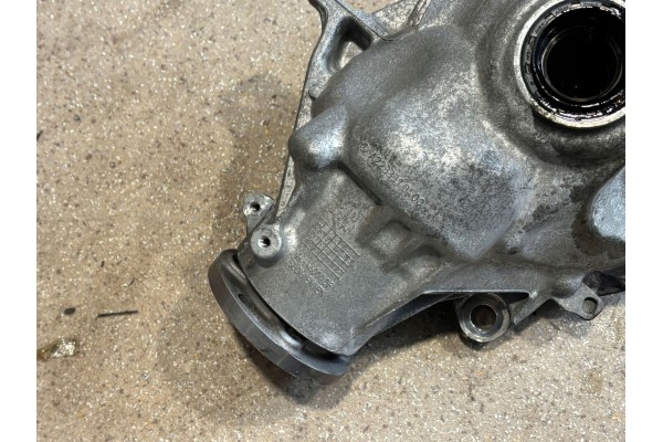 Front Differential Front Mercedes Benz E W214 A2233357600 Car type passenger cars