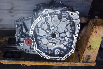 GEARBOX 321019416R DB1 010 2 1 CV RENAULT ARKANA 1 6 E TECH Packaging status replacement