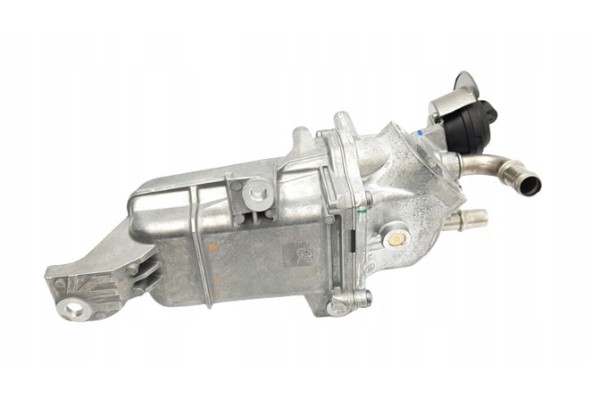 Exhaust gas cooler Egr Renault 2 3Dci 147355238R Original Catalog number of the part 147355238R