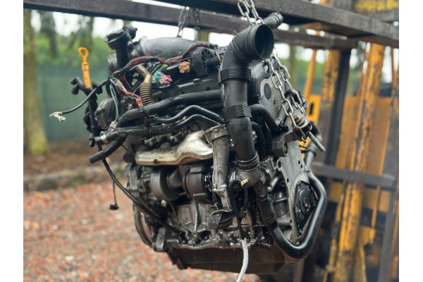 VW T5 ENGINE 2 5 TDI 131KM AXD COMPLETE WITH ACCESSORIES READY TO PUT ON Engine type diesel