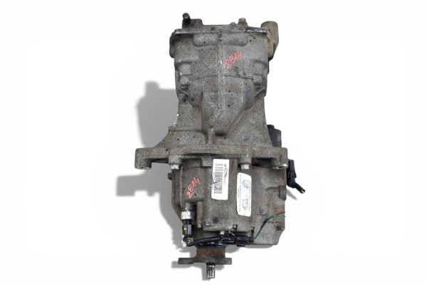 BRIDGE DYFER REAR HYUNDAI TUCSON III KIA SPORTAGE IV 2 0 CRDI M0017948 2 533 Packaging status replacement