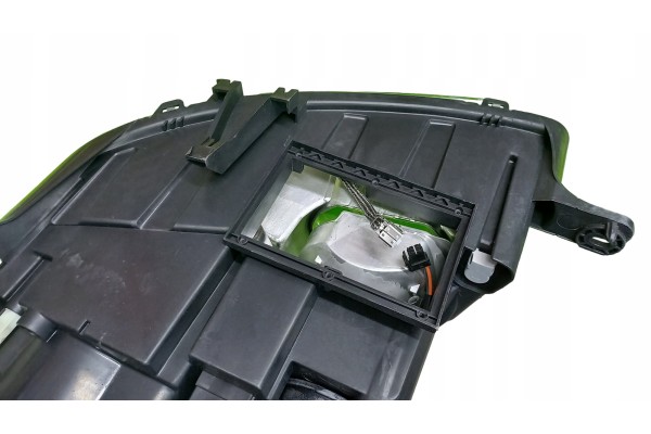 LAMP HEADLIGHT RIGHT BI XENON D1S H1 VALEO CITROEN C5 II 2004 Part manufacturer Valeo
