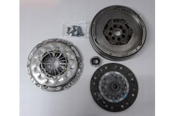 Clutch set two mass wheel LuK 600 0136 00 Catalog number of the part 600 0136 00