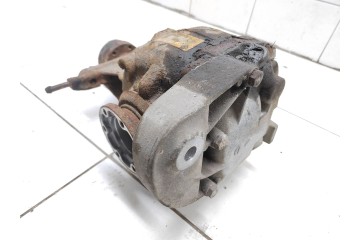 2007 BMW 5 E60 E61 Rear differential 7560608