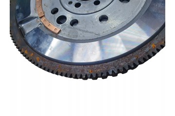 CLUTCH TWO MASS WHEEL RENAULT MEGANE II SCENIC II NISSAN PRIMERA 1 9DCI Catalog number of the original NISSAN 12310AW300 NISSAN 