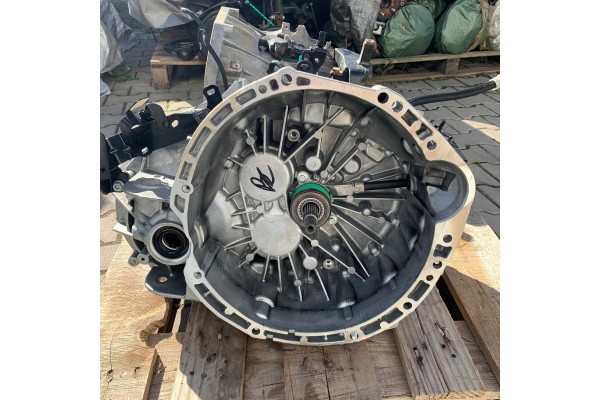 RENAULT HIT III IV 2024 2 0 DCI ADBLUE GEARBOX PF6082 320106493R Part manufacturer Renault OE