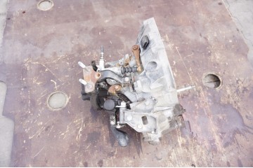 GEARBOX FIAT DOBLO II FL 1 3 M JET JTD 5 GEARS Catalog number of the part SKRZYNIA BIEGOW FIAT DOBLO II FL 1 3 M JET JTD 5 BIEGO