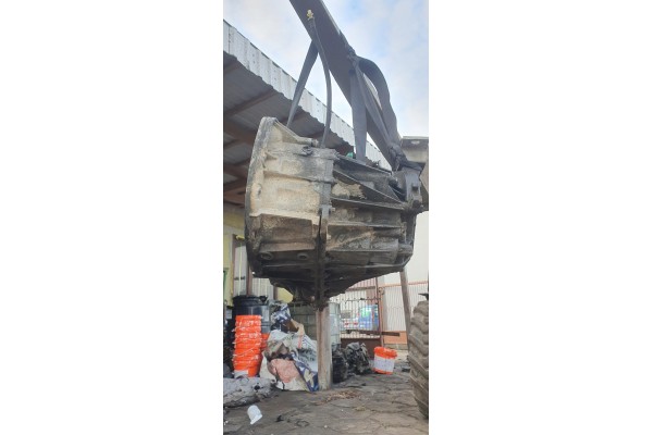 GEARBOX RENAULT MASTER III Pf6054 Packaging status replacement