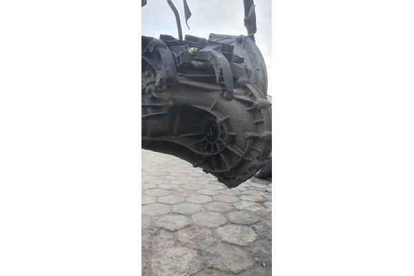 GEARBOX RENAULT MASTER III Pf6054 Part manufacturer Renault OE