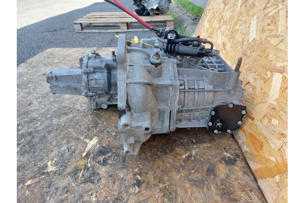 GEARBOX HYUNDAI TUCSON SPORTAGE II 04 10 2 0 16V L4J L4 J 4x4 Transmission type manual