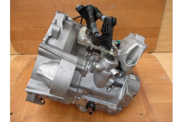 Caja de Cambios VW SEAT SKODA AUDI 1.0 TSI UYS 8,000 km - Como Nueva