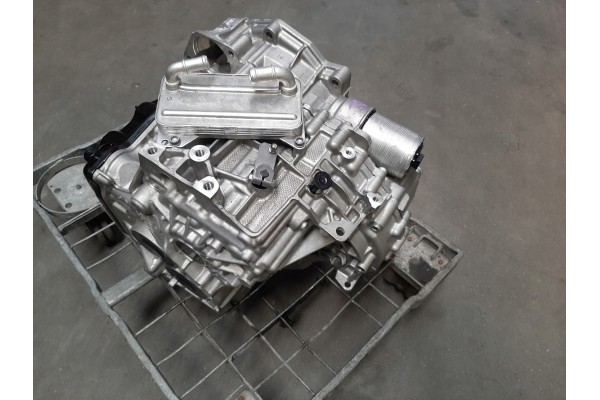 VW AUDI SKODA SEAT AUTOMATIC TRANSMISSION DSG DQ381 VDL Catalog number of the part VW AUTOMATYCZNA SKRZYNIA BIEGOW DSG DQ381 VDL