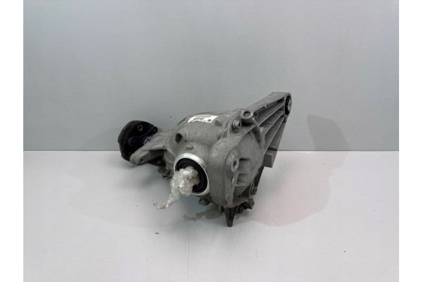 BMW G30 G31 G15 G11 BRIDGE DIFFERENTIAL REAR 8647115 2 93 4 0i Part manufacturer BMW OE
