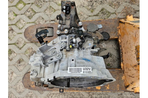 KIA RIO IV lift 1 0 T GDI GEARBOX U32VNH CLUTCH PUMP Catalog number of the part U32VNH 4147032800