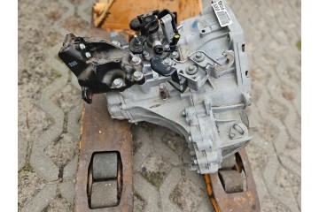 KIA RIO IV lift 1 0 T GDI GEARBOX U32VNH CLUTCH PUMP Car type passenger cars