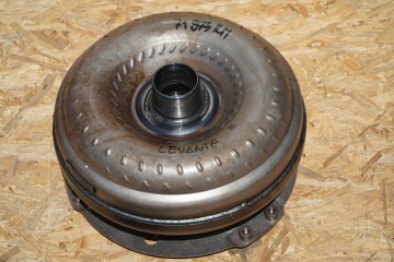 GEARBOX 8HP 70 024125 CLUTCH MASERATI LEVANTE 71TYSKM NEEDLE 20r Catalog number of the part SKRZYNIA BIEGOW 8HP 70 024125 SPRZEG