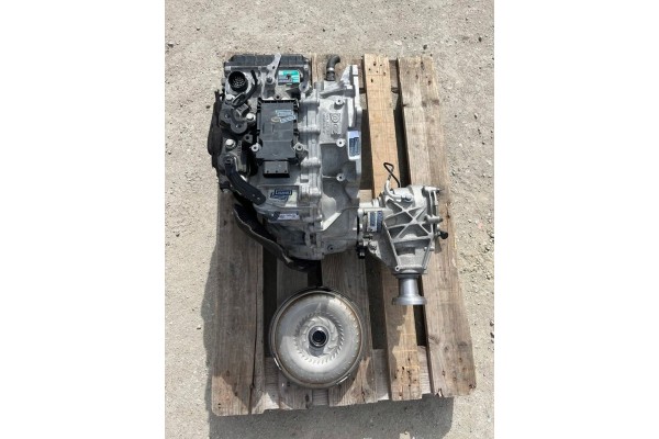 GEARBOX AUTOMATIC RANGE ROVER EVOQUE II L551 K8D2 7000 DB 69km OEM Transmission type automatic