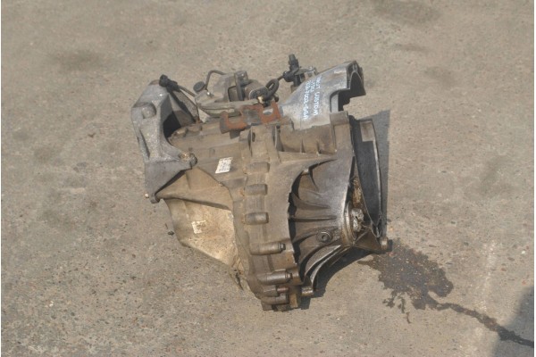 5 B MANUAL TRANSMISSION FORD TRANSIT CUSTOM 2 2TDCI FK2R 7002 GGA