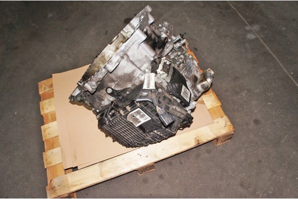 TZ001 Peugeot 308 III GT 1 5d 131KM 20GTBY AWF8G30 Gearbox Automatic Transmission type automatic