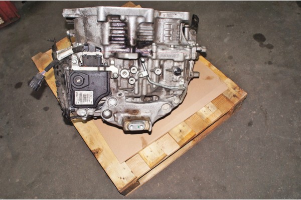 TZ001 Peugeot 308 III GT 1 5d 131KM 20GTBY AWF8G30 Gearbox Automatic Part manufacturer Peugeot OE