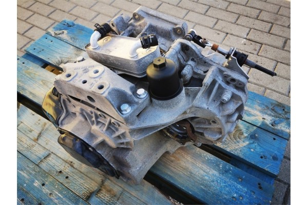 VW SEAT SKODA AUDI 2 0 TDI CRL GEARBOX DSG SGG Part manufacturer Volkswagen OE