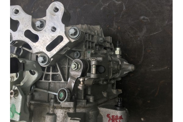 Renegade 500X gearbox 1 4 T Jet 17 years old Car type passenger cars