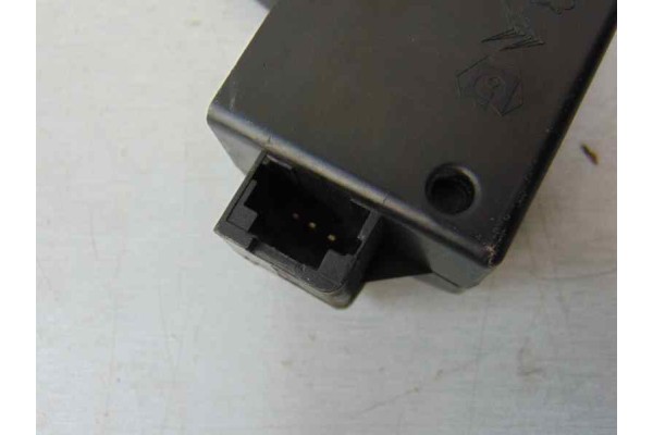 9652483180  CERRADURA MALETERO / PORTON CITROEN C5 BERLINA SX (E) 2006 9652483180 185264 CITROEN - 2