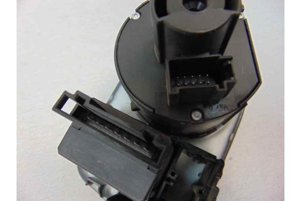 1P1941431F MANDO LUCES SEAT LEON (1P1)