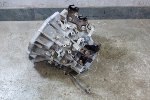 gearbox 31115 0D111 A stbdb 50tys km TOYOTA YARIS III 1 5 VVTI Catalog number of the part 31115 0D111 A TY