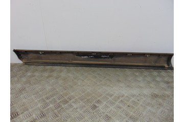 MOLDURA VOLKSWAGEN TOUAREG (7LA)