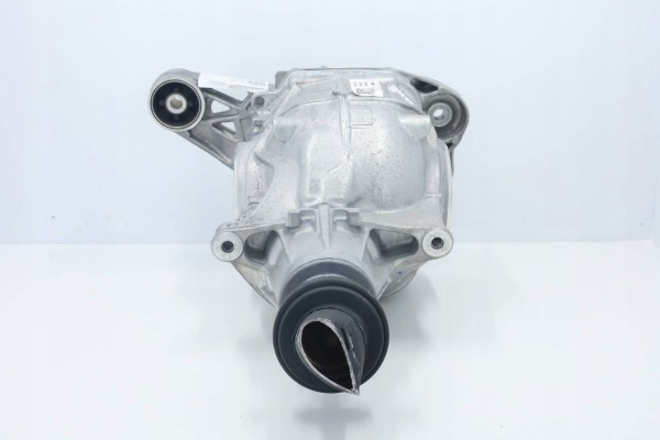 REAR BRIDGE DIFFERENTIAL BMW G70 8839889 8521KM