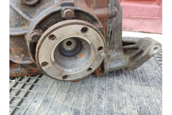 Rear Differential Front BMW 7 E32 323522 Catalog number of substitutes GGG40
