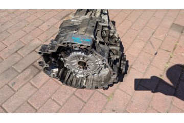 GEARBOX AUTOMATIC AUDI A4 B7 2 0 TDI GYJ Part manufacturer Audi OE