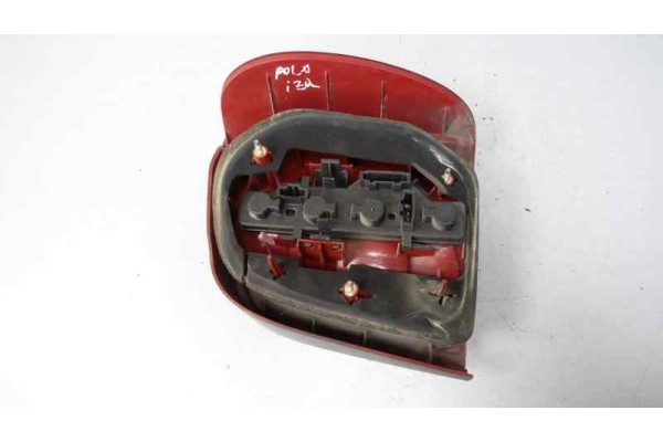 PILOTO TRASERO IZQUIERDO VOLKSWAGEN POLO III BERLINA (6N2)