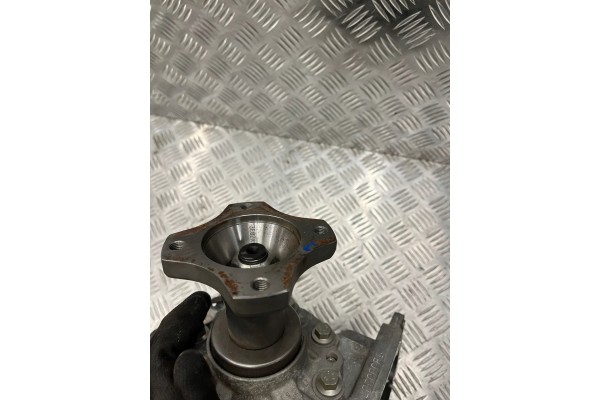 GEAR BOX REDUCER DACIA DUSTER III 3 4X4 331175457R 331032953R Catalog number of the part DO DACIA DUSTER III 3 4X4 NUMER 3311754